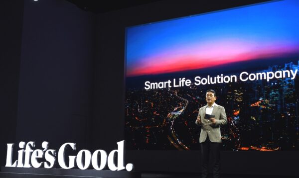 LG vision announcement - speaker on stage